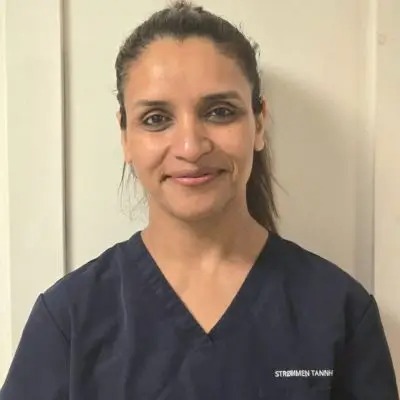 Tannlege Bhavna Pathania hos Strømmen Tannhelse